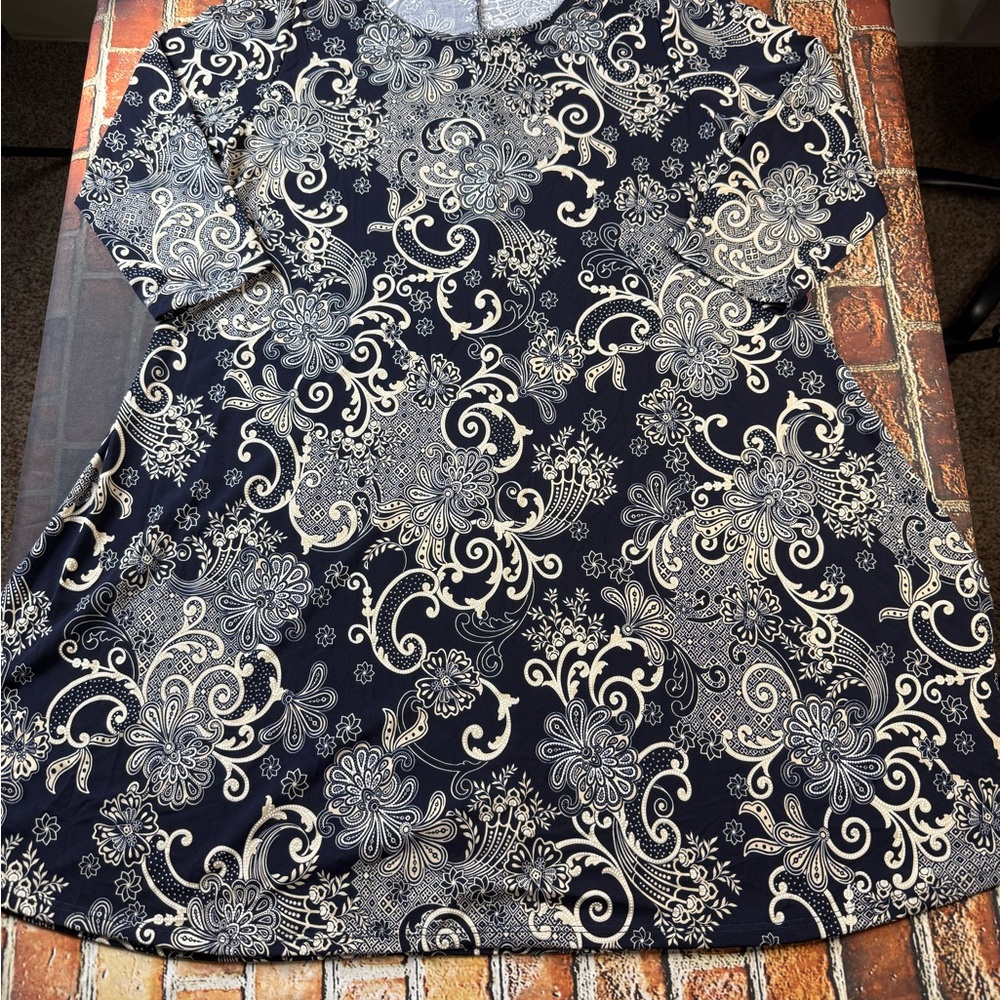 SJS Navy and Cream Floral Mini Dress with 3/4 Sleeves
